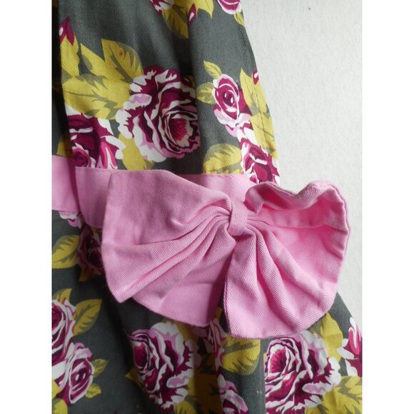 Floral Rose Pink Green full Apron with bow accent tie neck and back - Picture 2 of 5